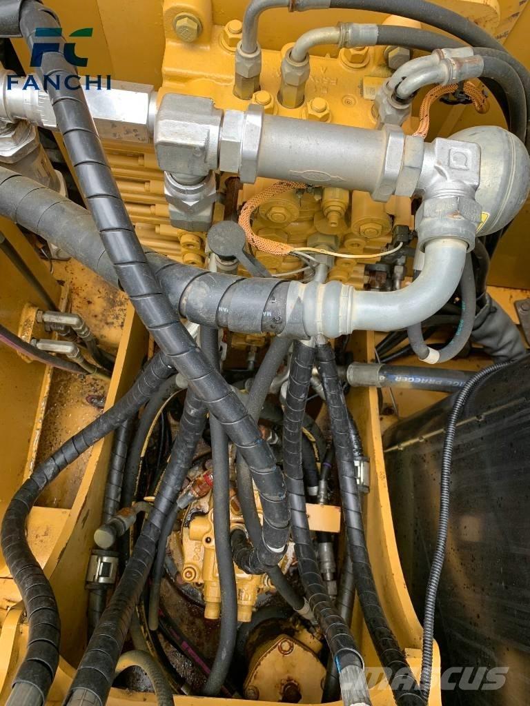 CAT 307 Lánctalpas kotrók