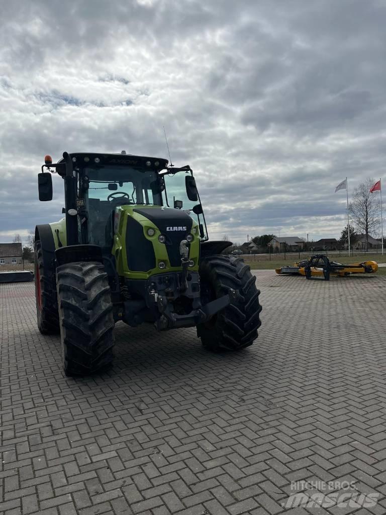 CLAAS Axion 850 Traktorok
