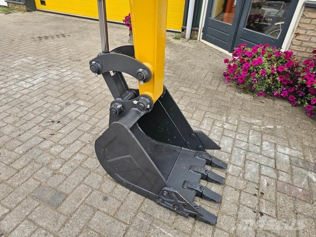 XCMG XE35U Mini kotrók < 7t