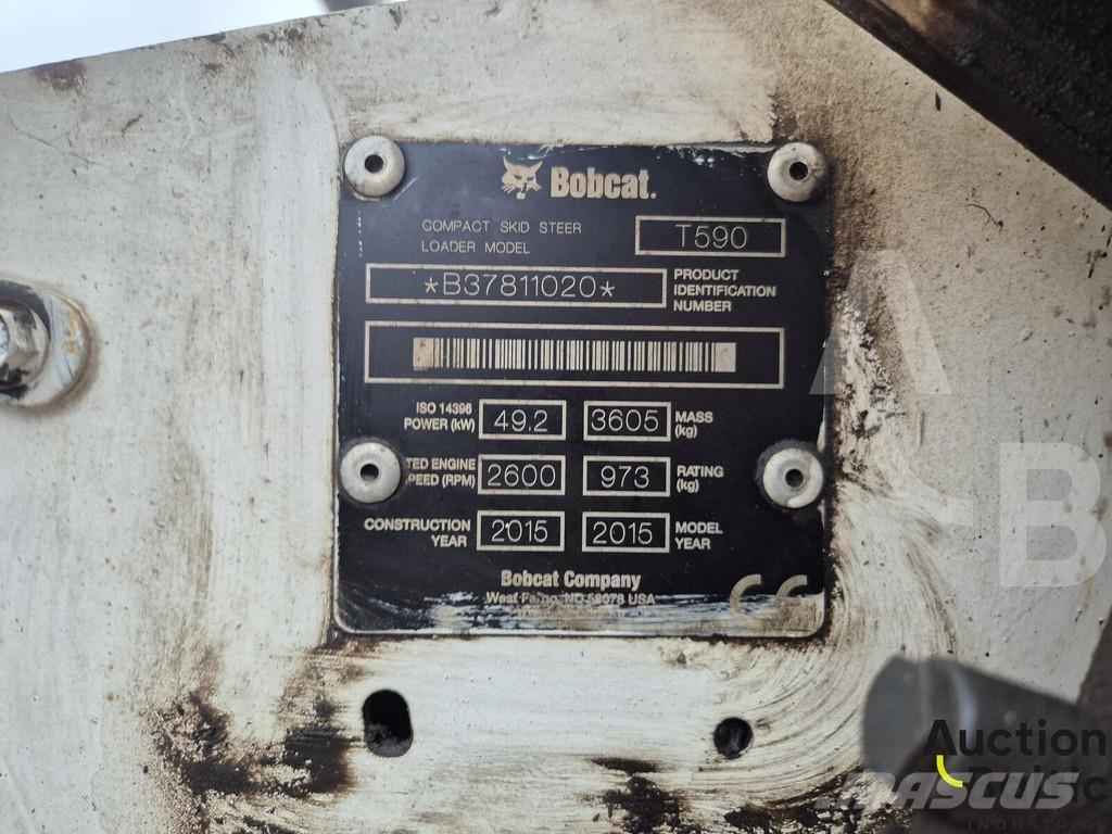 Bobcat T590 Lánctalpas homlokrakodók