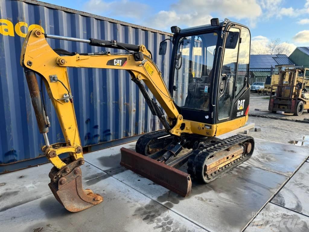 CAT 302.4 D Mini kotrók < 7t