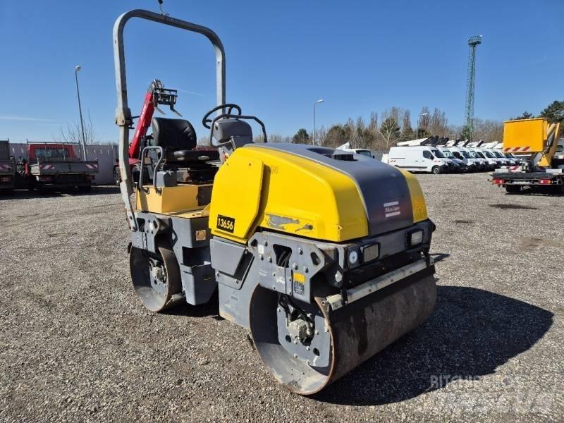 Dynapac CC1200 Ikerdobos hengerek