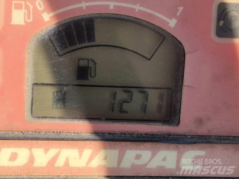 Dynapac CC1200 Ikerdobos hengerek