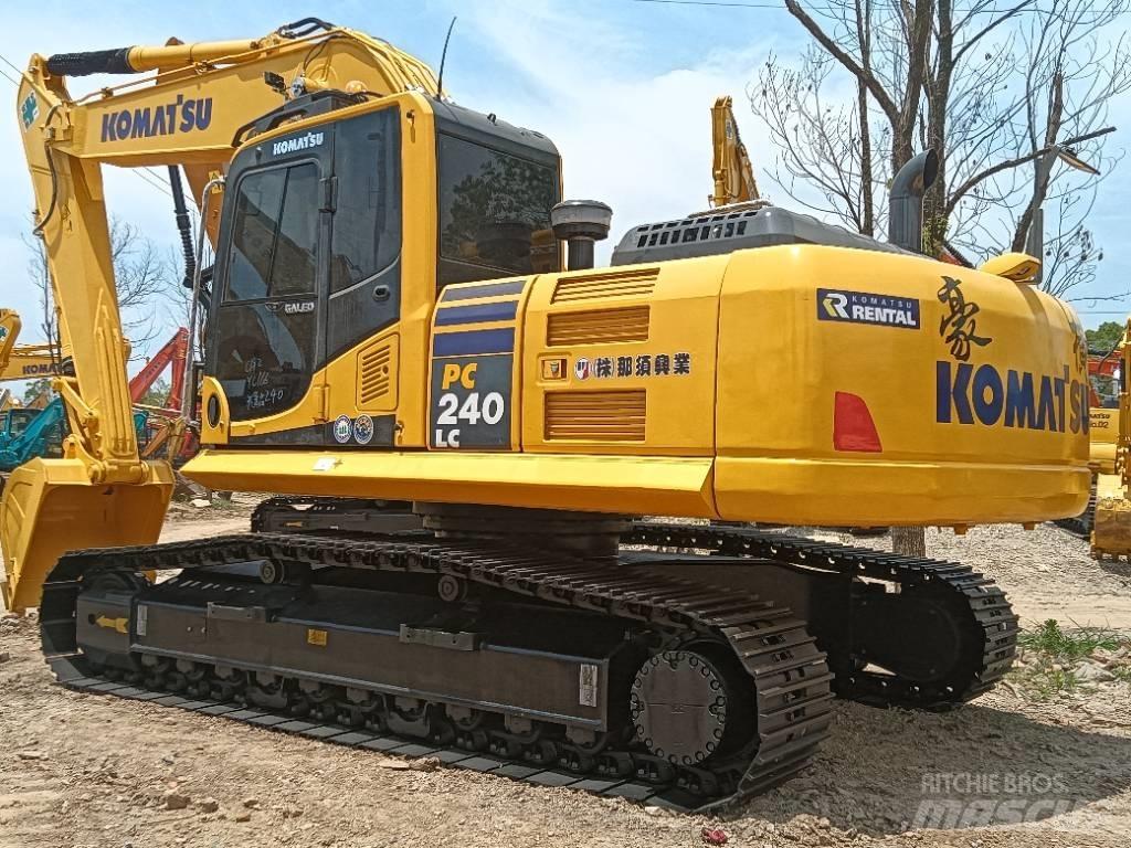 Komatsu PC 240-8 Lánctalpas kotrók