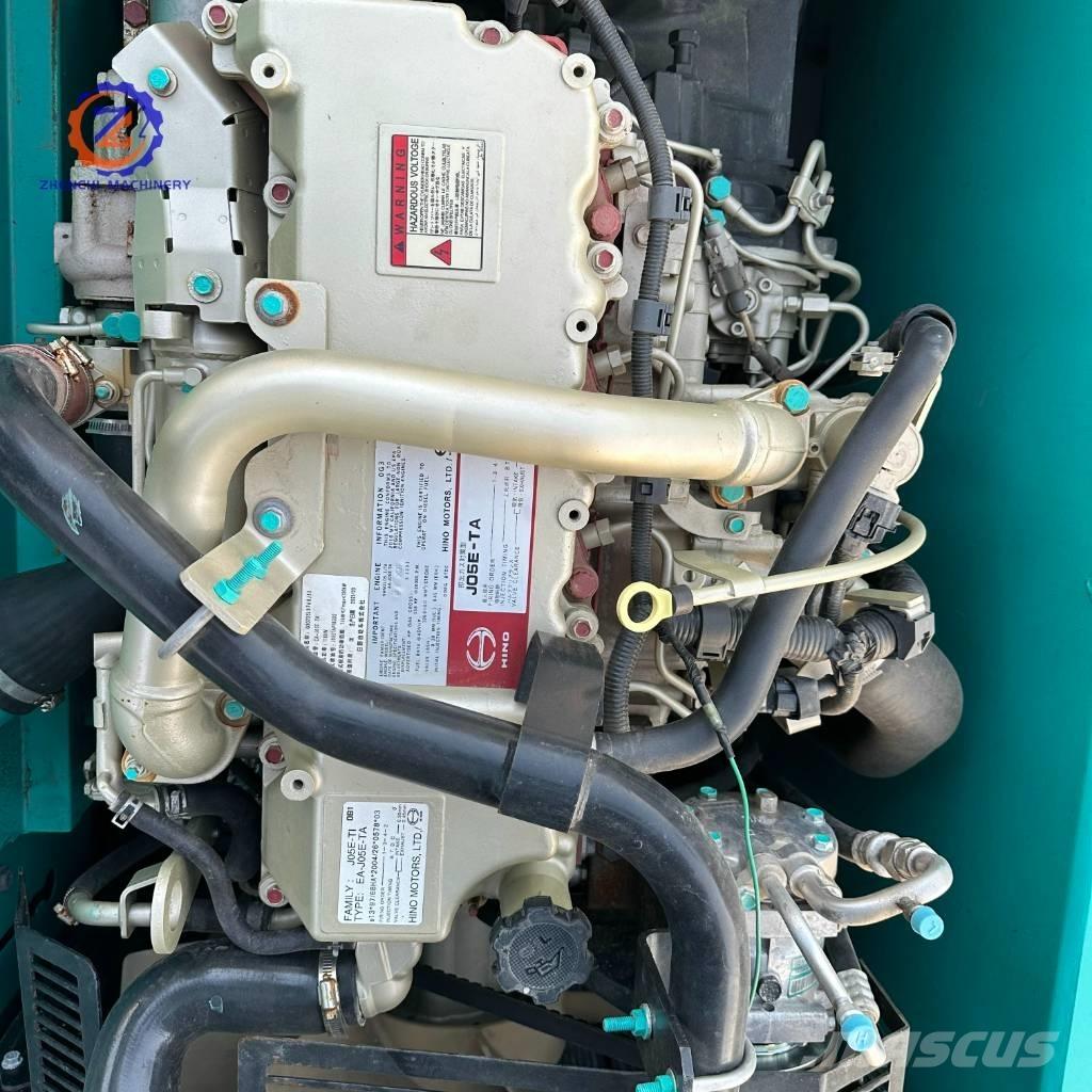 Kobelco SK 200 Lánctalpas kotrók