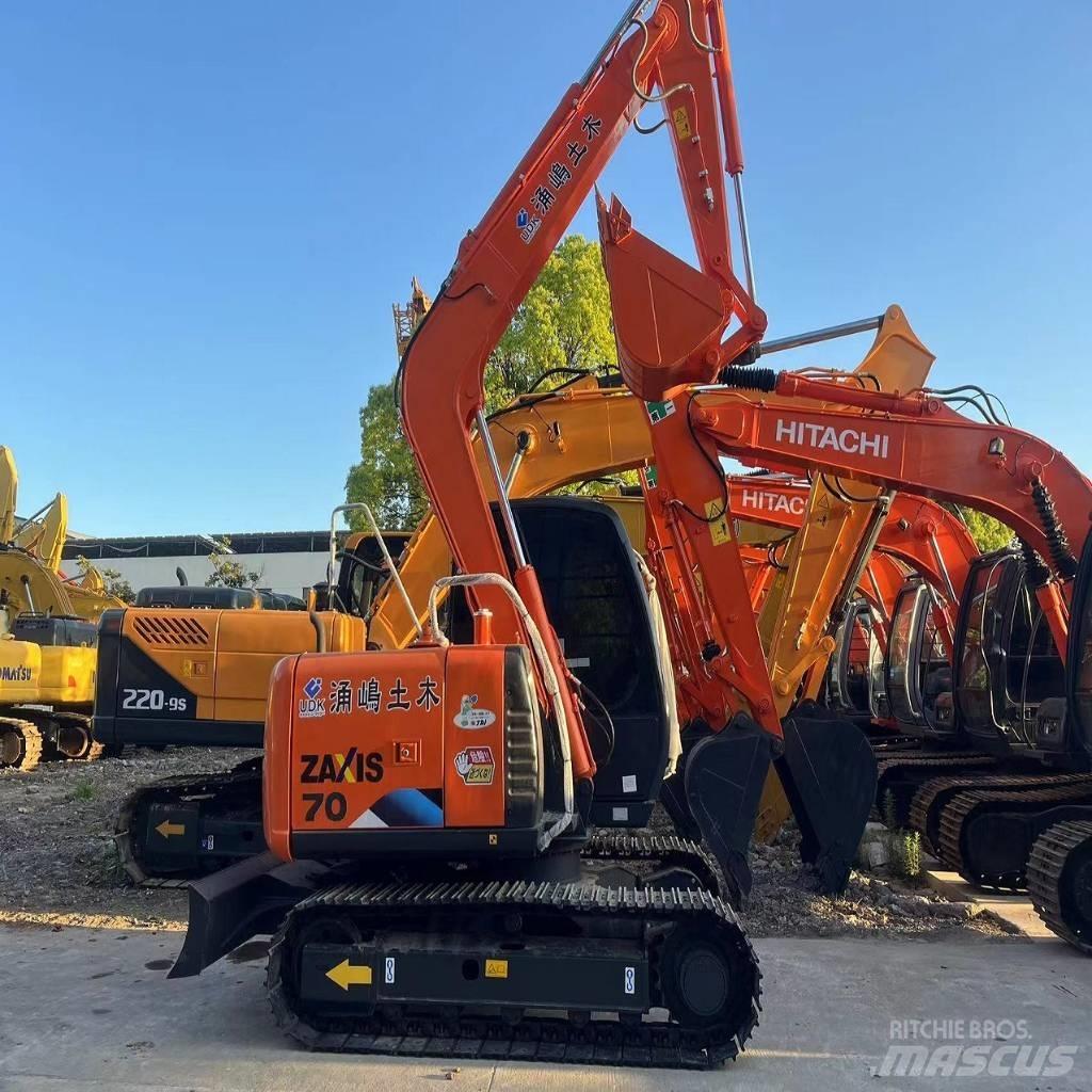 Hitachi ZX 70 Lánctalpas kotrók