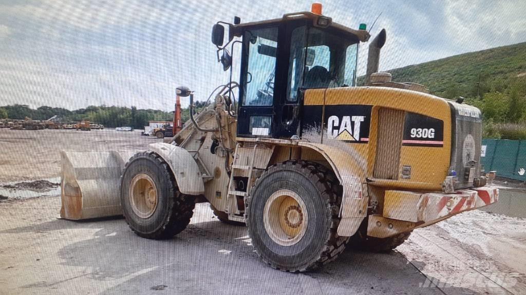 CAT 930 G Gumikerekes homlokrakodók