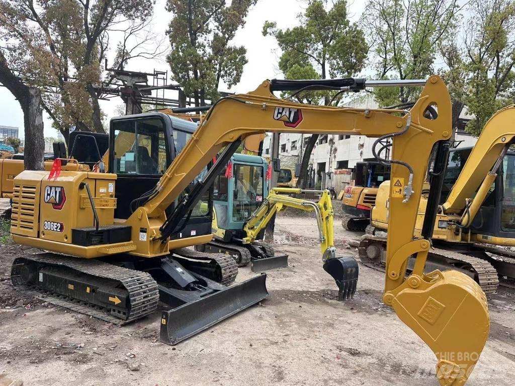 CAT 306E Lánctalpas kotrók