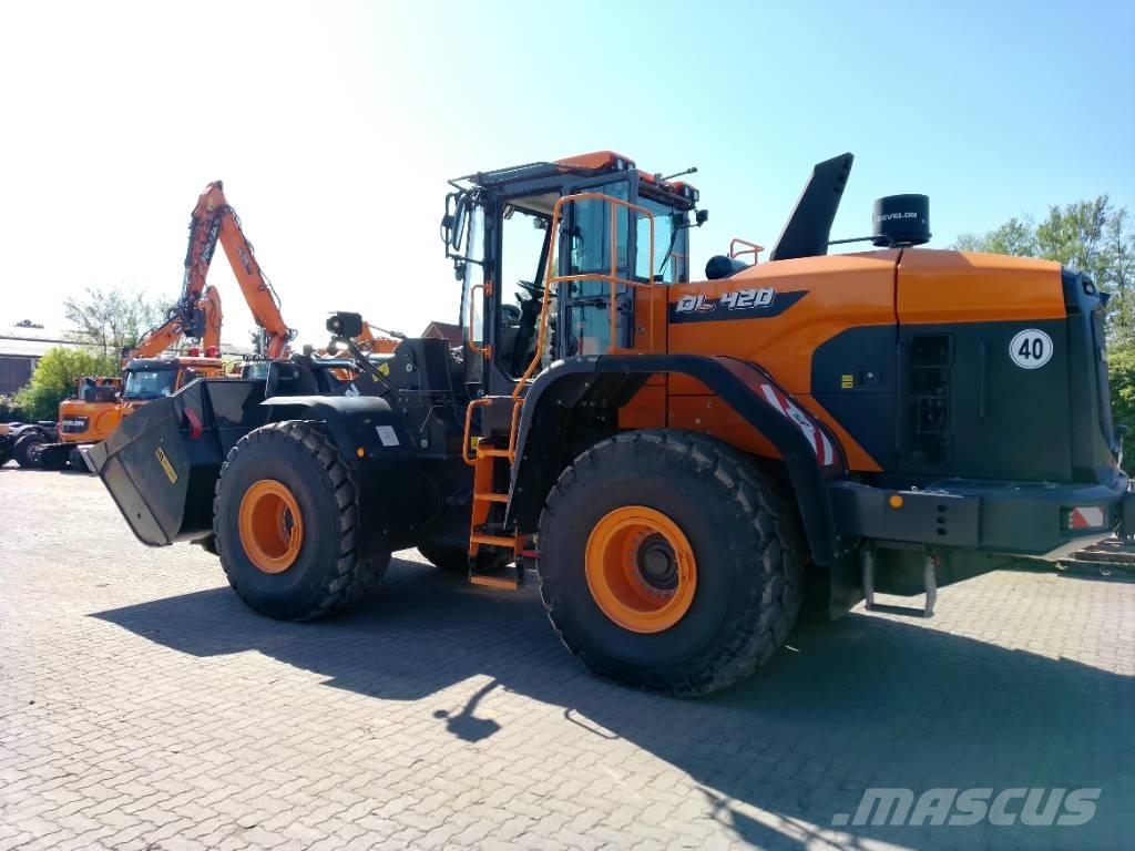 Doosan DL 420-7 Gumikerekes homlokrakodók