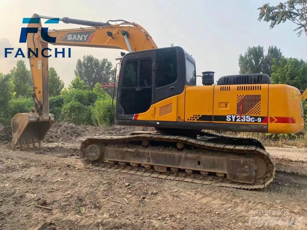 Sany SY 235 H Közepes (midi) kotrók 7 t - 12 t