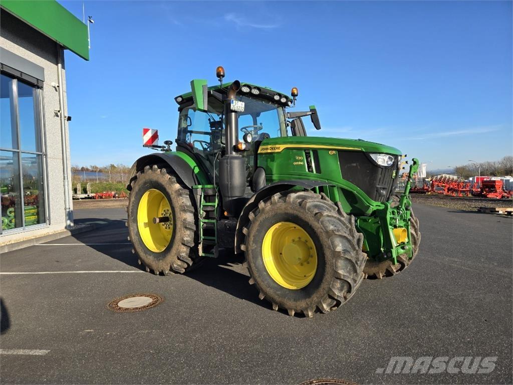 John Deere 6R230 Traktorok