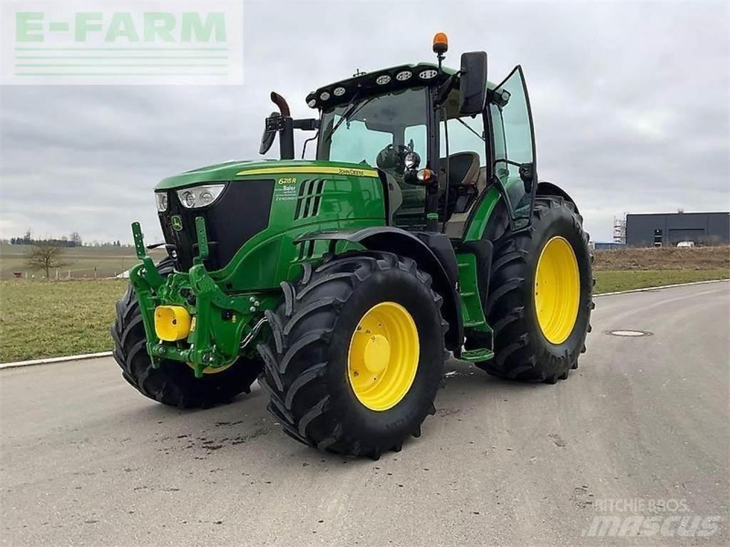 John Deere 6215 r Traktorok