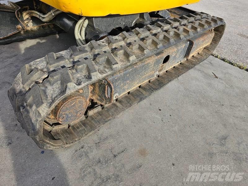 Komatsu PC 14 R-3HS Mini kotrók < 7t