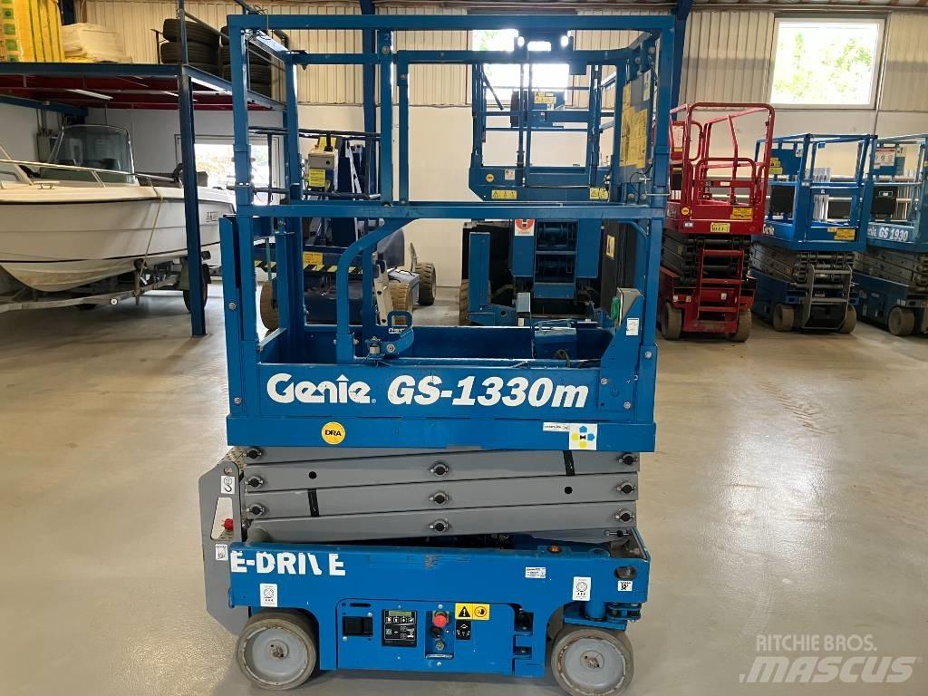 Genie GS 1330 Ollós emelők