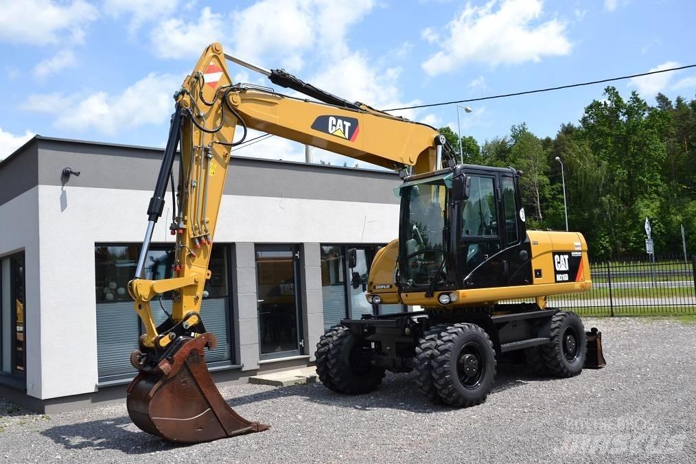CAT M 316 D Gumikerekes kotrók