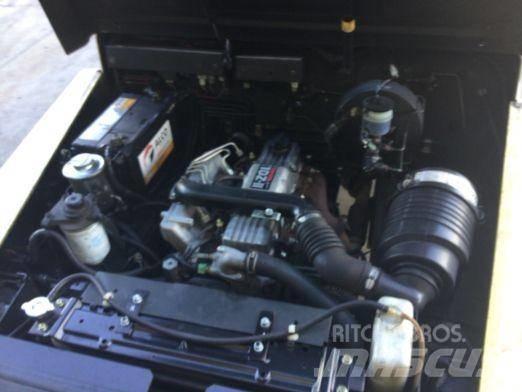 Toyota 02-2TD25 Anyagmozgatás - Egyebek
