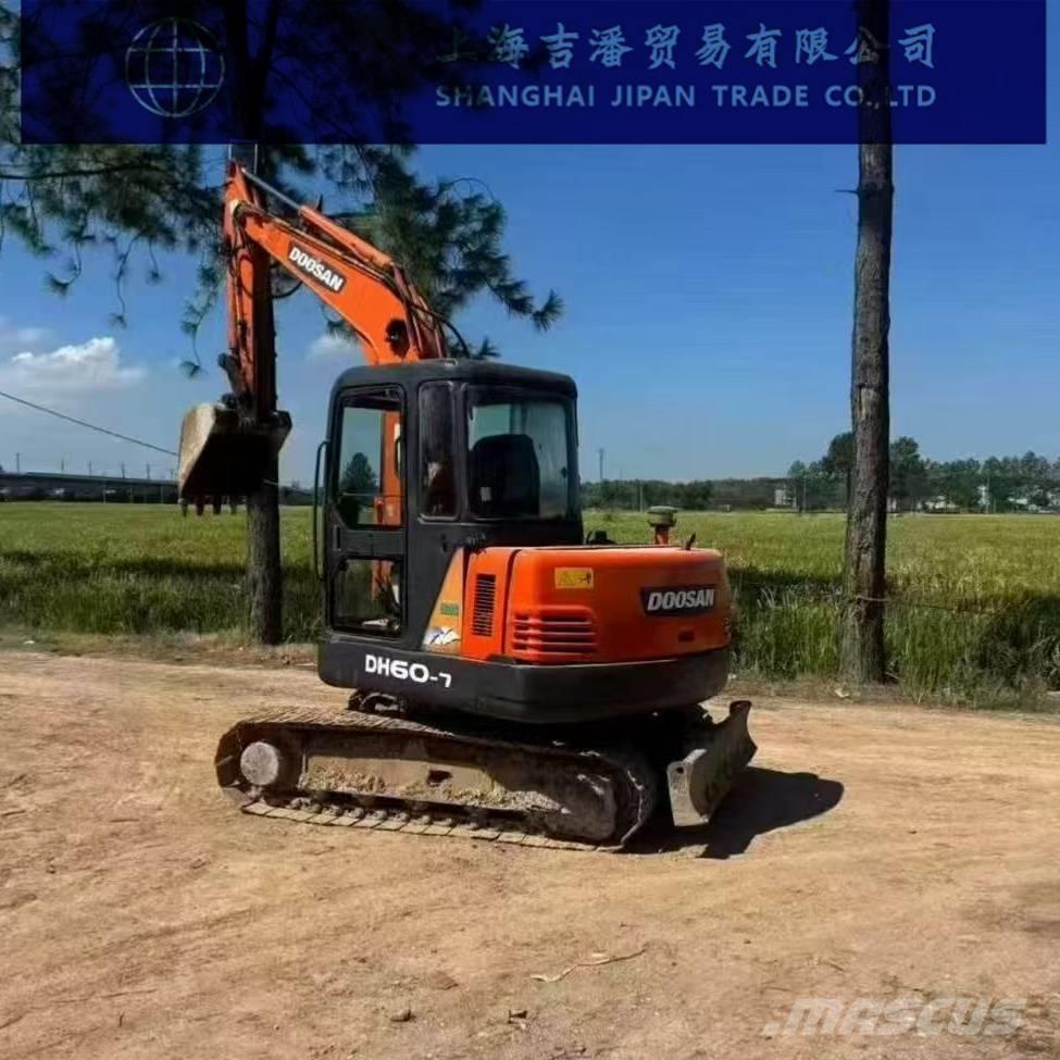 Doosan DH 60 Mini kotrók < 7t