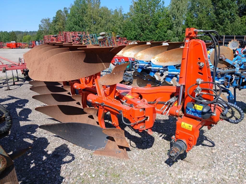 Kuhn Vari-Master 123 Váltvaforgató ekék