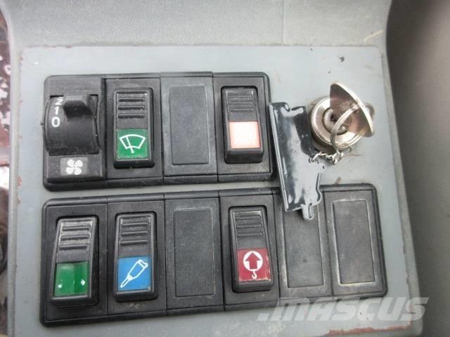 Bobcat 444 Lánctalpas kotrók