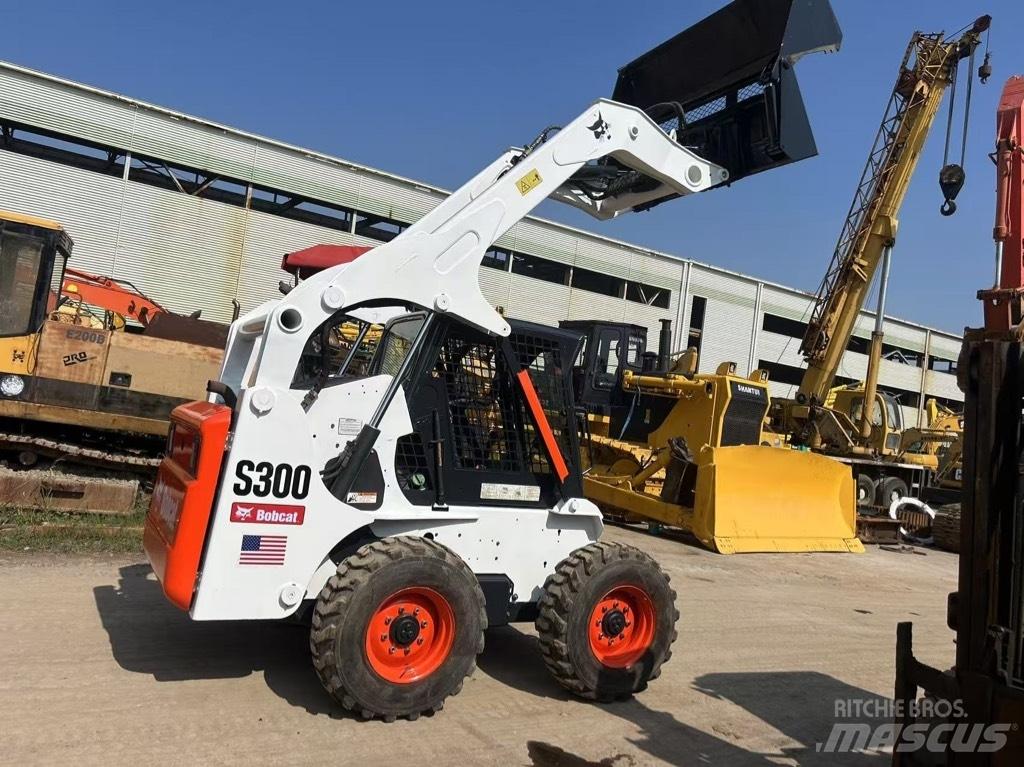 Bobcat S 300 Kompaktrakodók