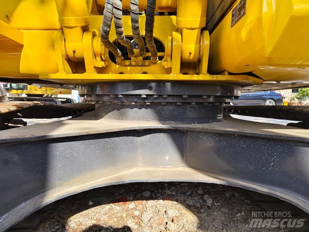 Komatsu PC 130 Lánctalpas kotrók