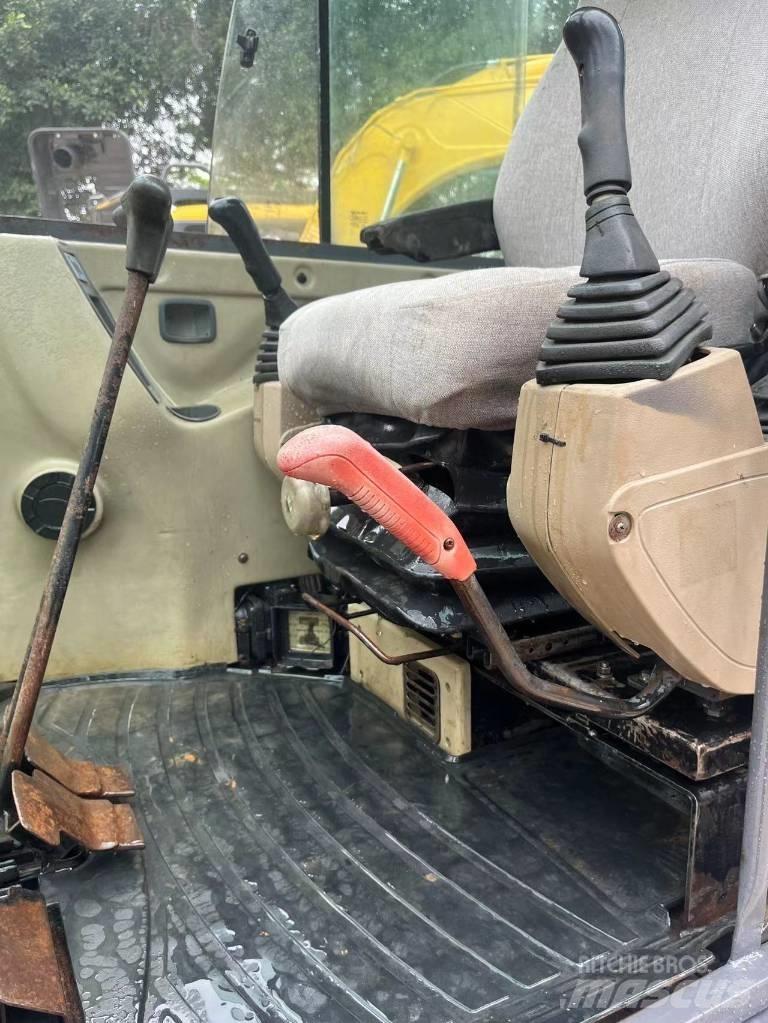 Doosan DH 60-7 Mini kotrók < 7t