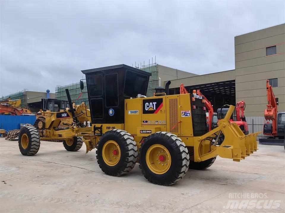 CAT 140 H Gréderek