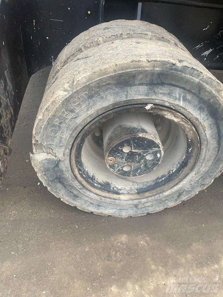CAT 318 dmh Anyagmozgatás - Egyebek