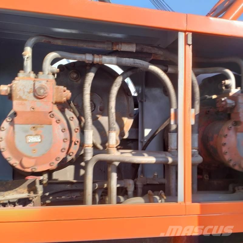 Hitachi KH 150 Lánctalpas daruk