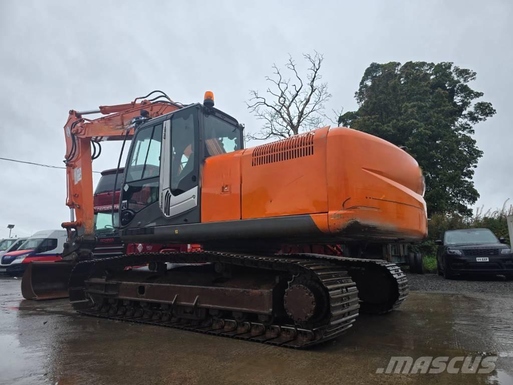 Hitachi ZX 210 Lánctalpas kotrók