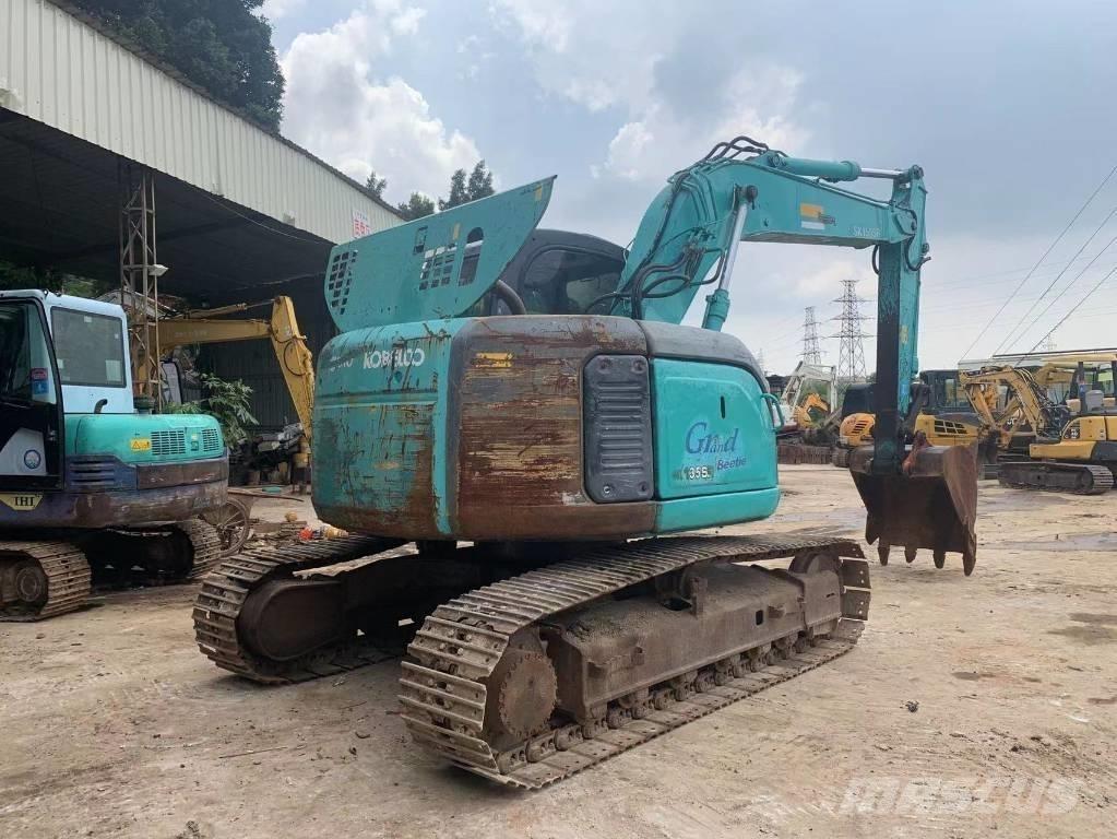 Kobelco SK 135 Lánctalpas kotrók