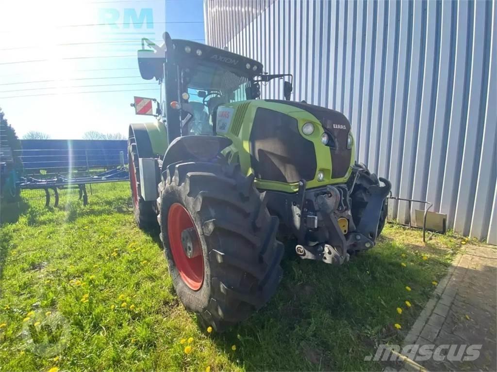 CLAAS axion 850 Traktorok