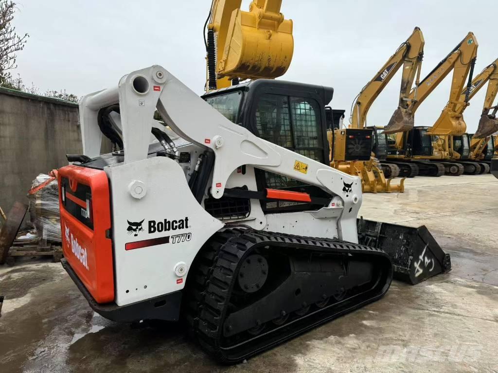 Bobcat T770 Lánctalpas homlokrakodók