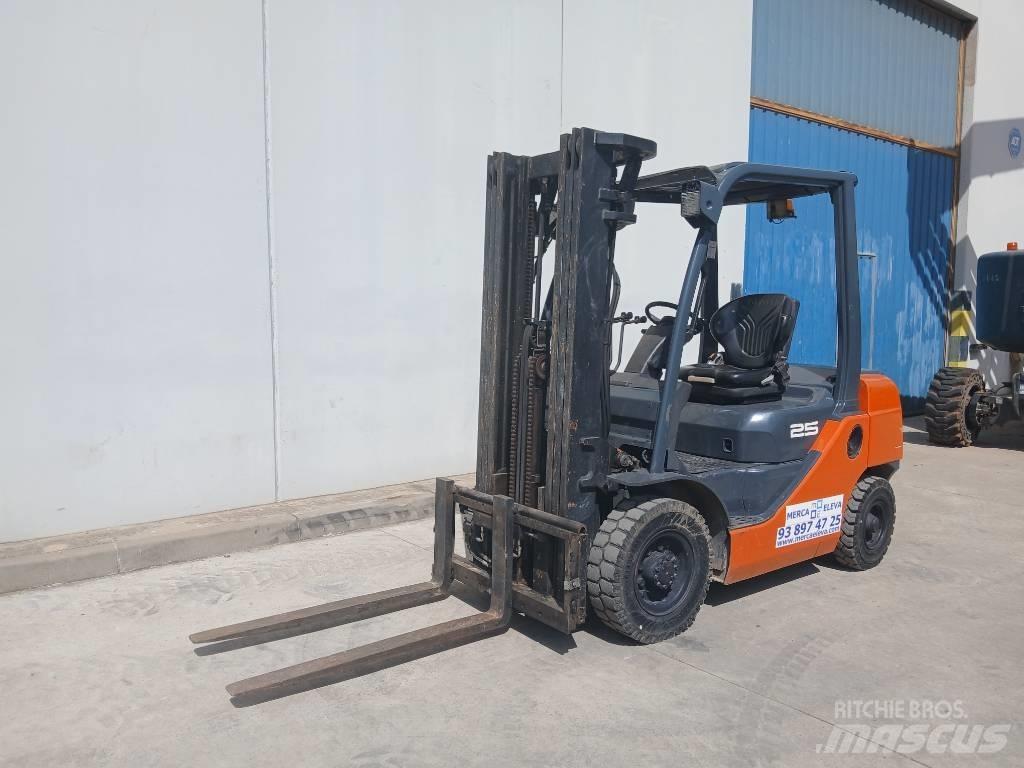 Toyota 02-8FDF25 Dízel targoncák