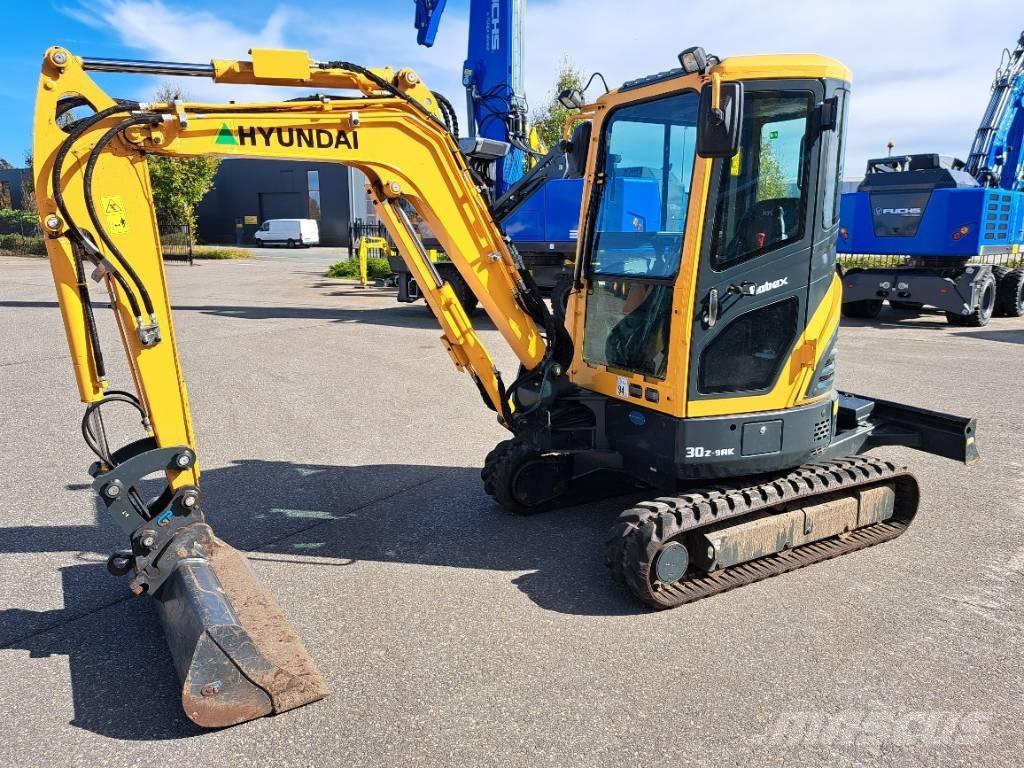 Hyundai R30 Z-9AK Mini kotrók < 7t