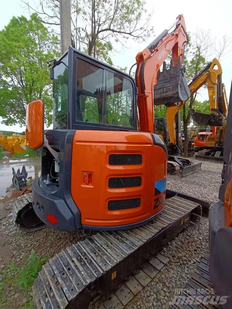 Hitachi ZX 55 UR Mini kotrók < 7t