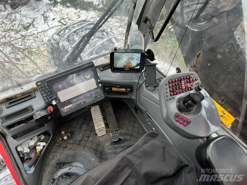 Komatsu 911.5 Betakarítók