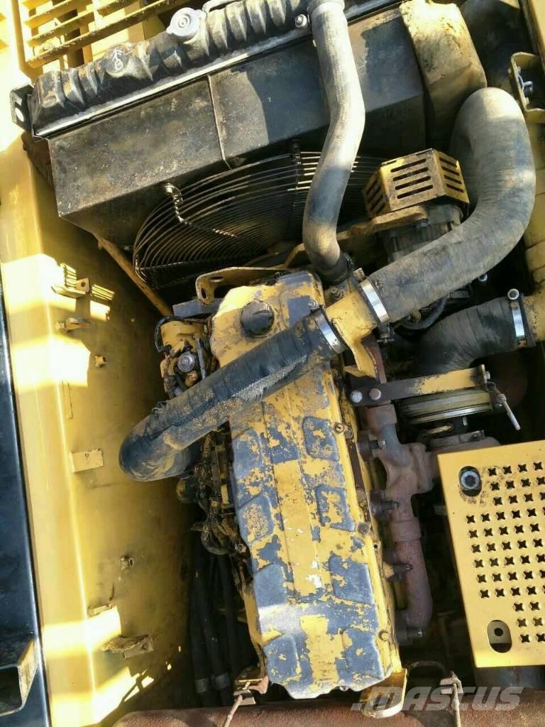 CAT 330 C Lánctalpas kotrók