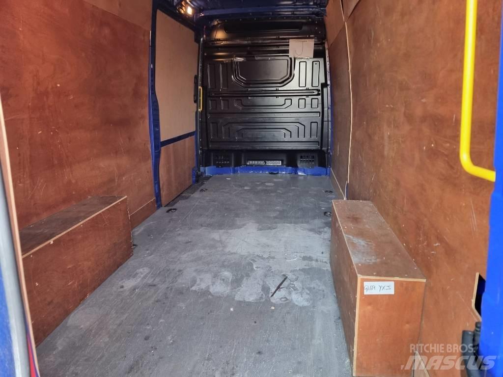 Volkswagen Crafter Dobozos