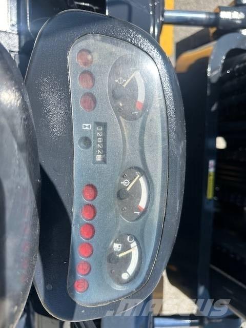 Komatsu FD 40 ZT Targoncák-Egyéb