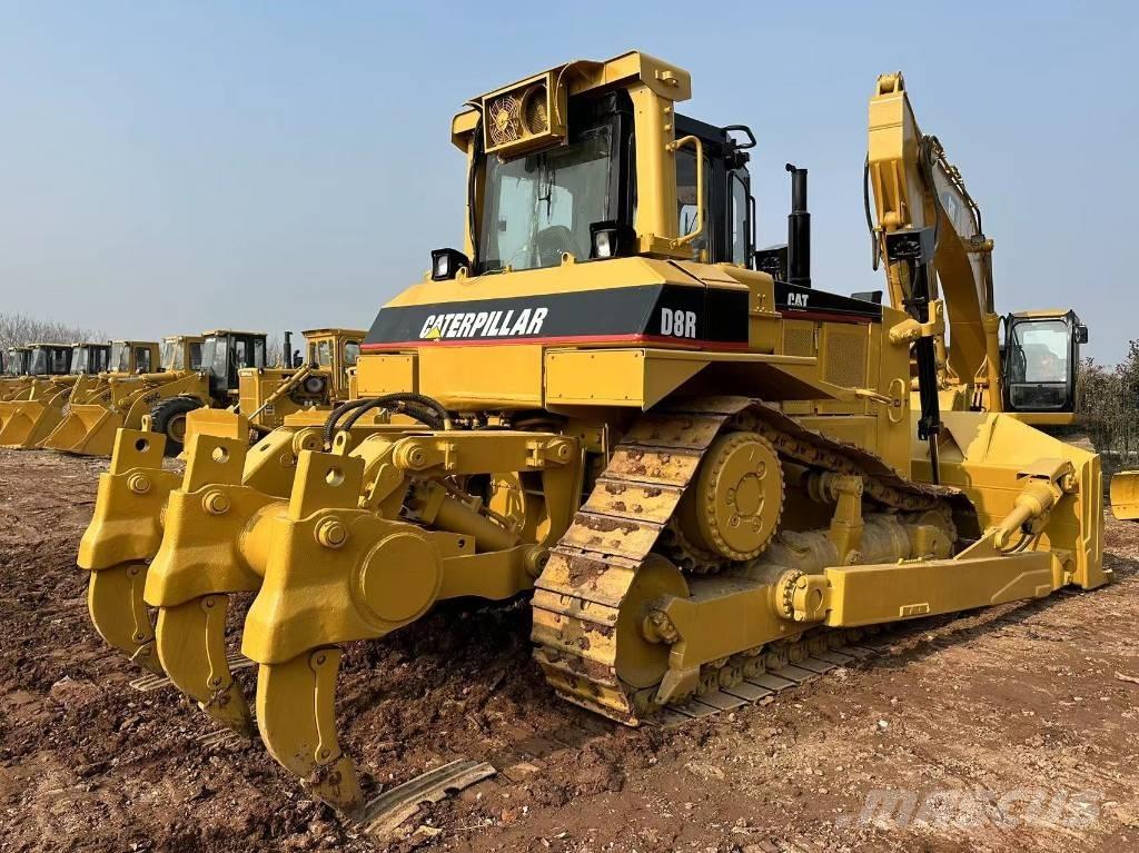 CAT D 8 R lánctalpas dózerek