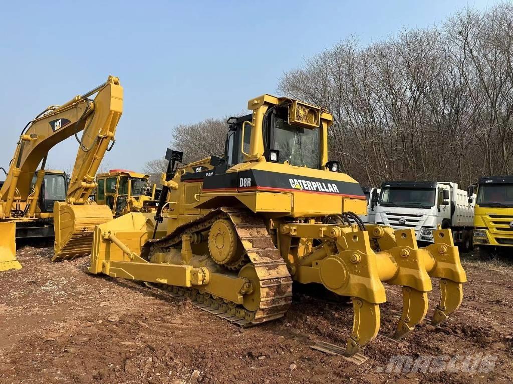 CAT D 8 R lánctalpas dózerek