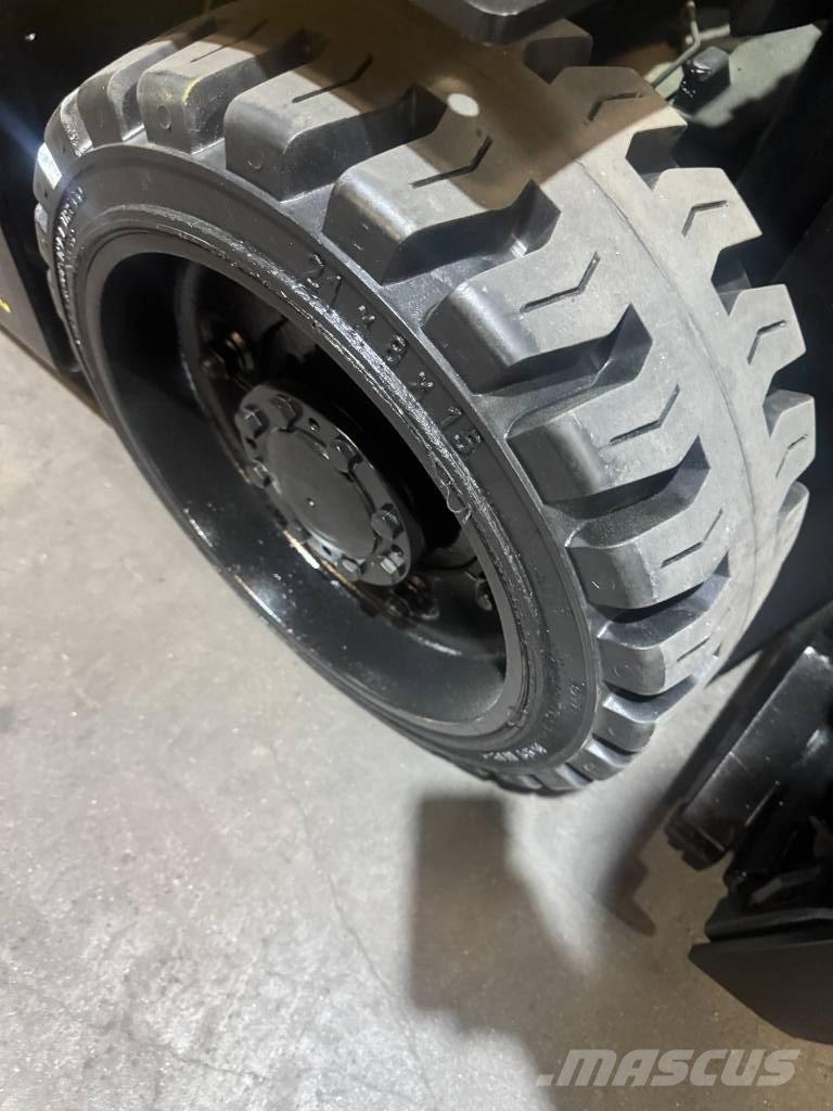 Hyster E 60 XN Elektromos targoncák