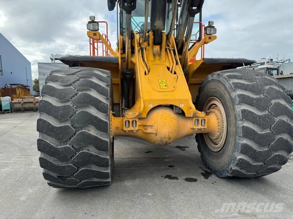 Volvo L 350 H Gumikerekes homlokrakodók