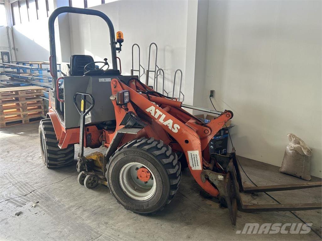 Atlas AR32E Univerzális rakodók