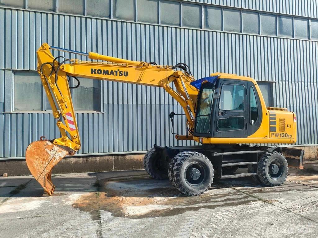 Komatsu PW 130ES-6K Gumikerekes kotrók