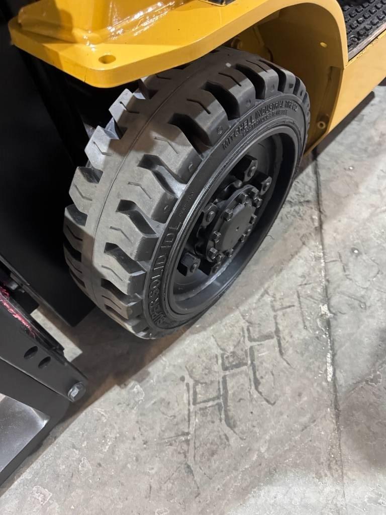 CAT FGC25N Targoncák-Egyéb