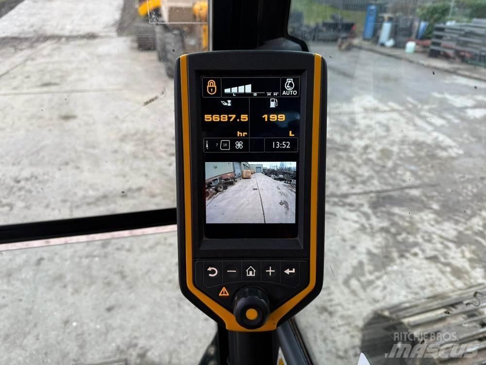JCB JS145 Lánctalpas kotrók