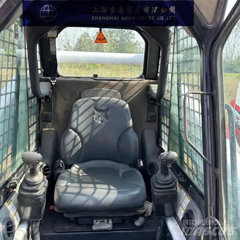 Bobcat S 330 Kompaktrakodók