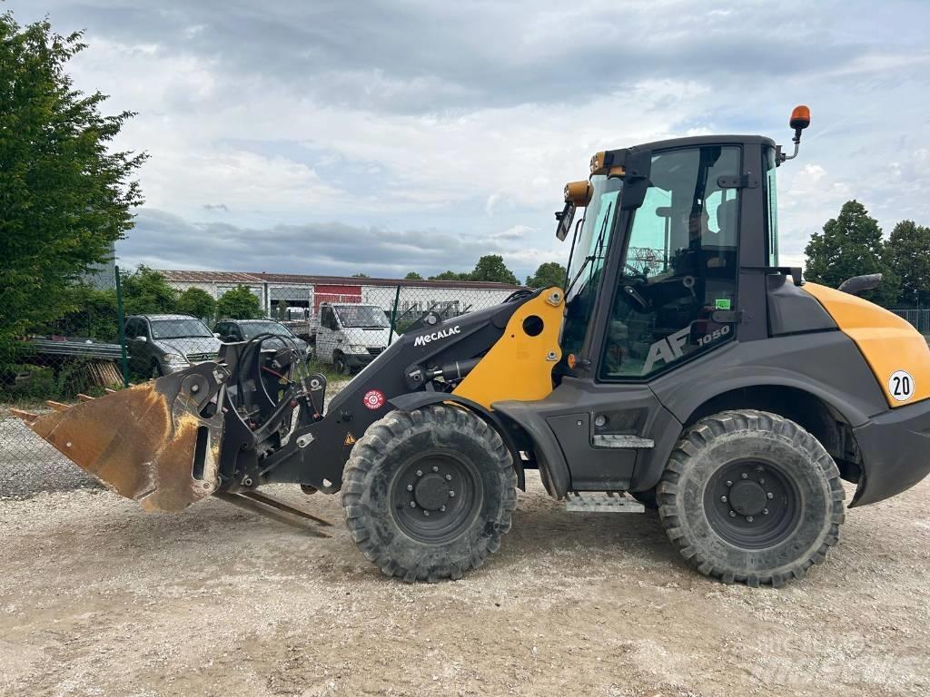 Mecalac AF 1050 Gumikerekes homlokrakodók